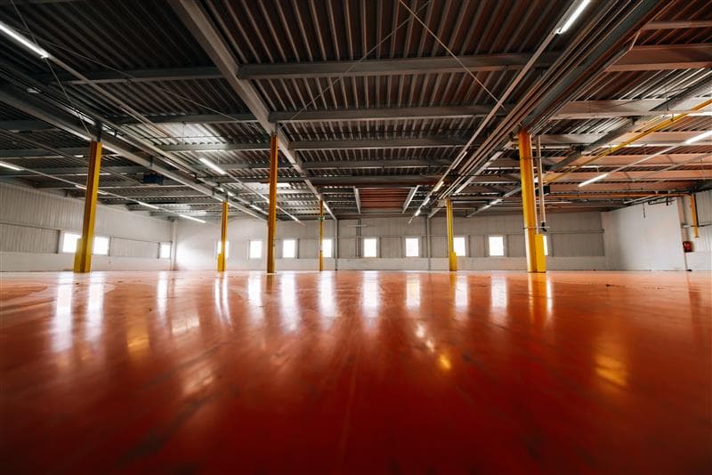 Grosszügige Produktionshalle im Gardella Industriepark