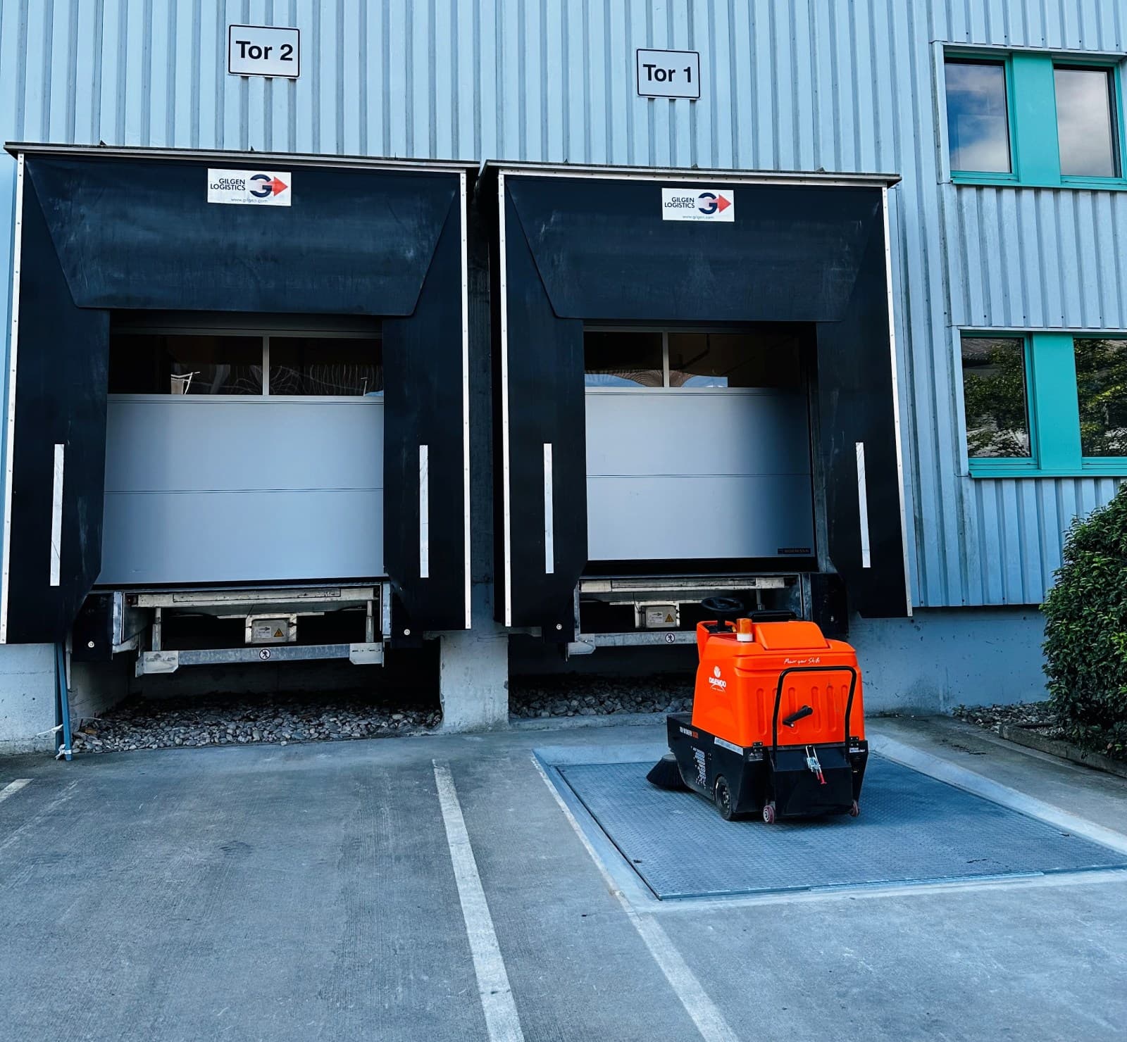 LKW-Andockstationen des Gardella Industrieparks